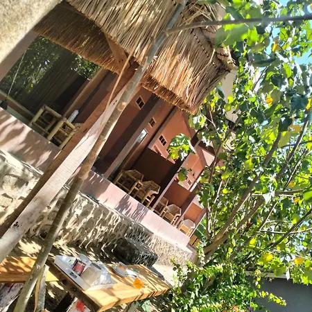 Fullmoon Homestay Kuta  Bagian luar foto