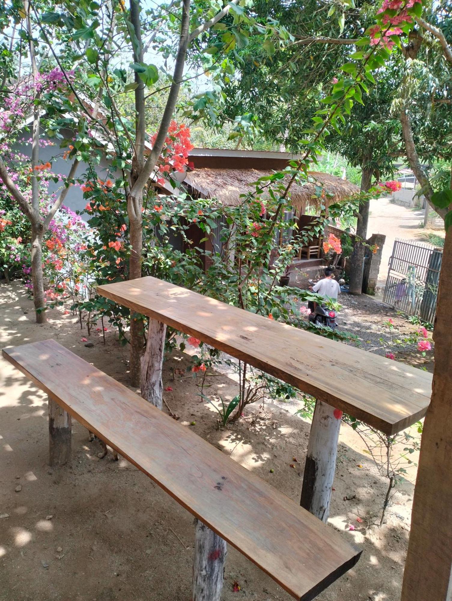 Homestay Fullmoon Kuta (Lombok)