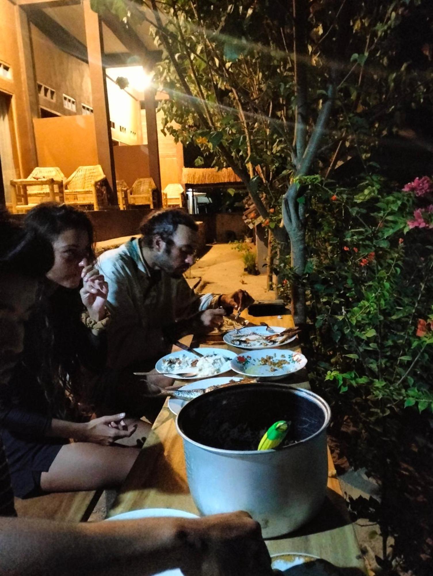Fullmoon Homestay *