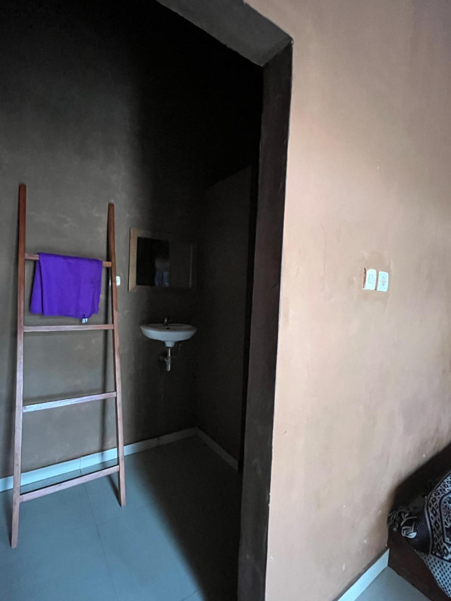 Fullmoon Homestay